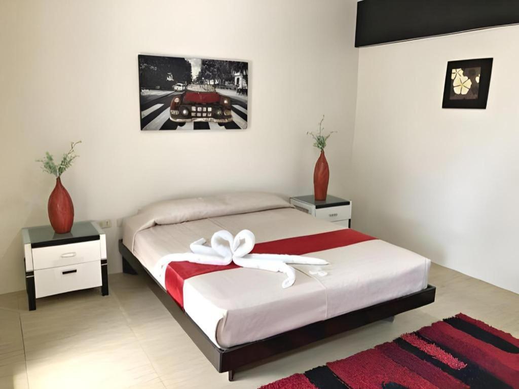 Quezon Premier Hotel Лусена Екстер'єр фото
